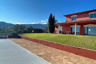 Image de Location grande villa piscine et accès plage (10 min) a pied