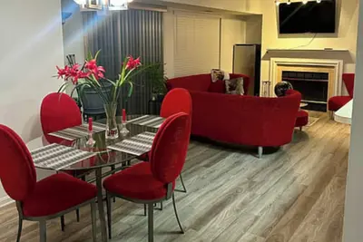 Image de Modern Serenity in Upper Marlboro - Luxe 2-Bed Condo with Alluring Amenities