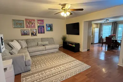Image de The Ultimate Nyc Group Getaway. Sleeps 10 in Hoboken