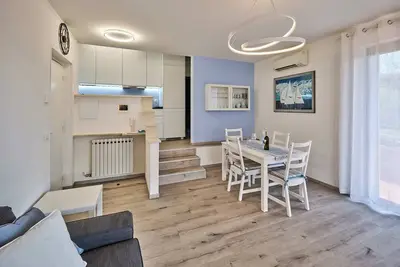 Image de Cozy apartment in hilly area 10 min. from the town center of Garda