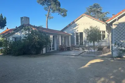 Image de Maison familiale Ă Quimiac proche plage avec piscine