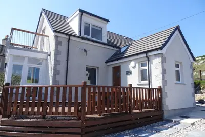 Image de Beautifully appointed cottage, overlooking South Harbour, Scalpay