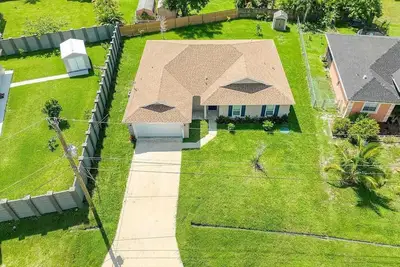 Image de Charming 3-bedroom house with Ac and WiFi in Port St. Lucie