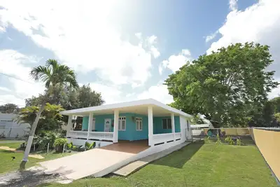 Image de Casa Lula Beach Retreat, 3br Near Coast, Arecibo Comfort, Nature & Relaxation