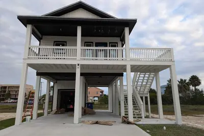 Image de 2-bedroom house in charming Rockport with Ac, WiFi. Relax and unwind
