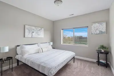 Image de Cozy 2-bedroom apartment in peaceful West Des Moines with Ac, WiFi