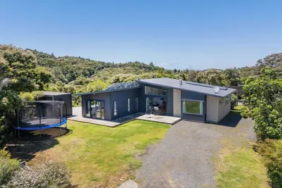 Private & secluded in Kuaotunu - great for kids and stargazing