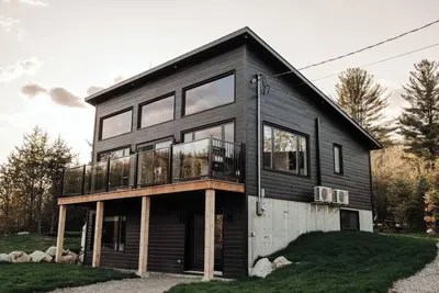 Image de Chalet Mysa | Spa | Accès au Lac | Espace feu