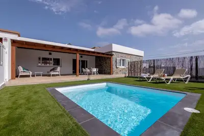 Image de Maison de vacances Villaverde pour 1 - 4 personnes avec 2 chambres à coucher - Maison mitoyenne