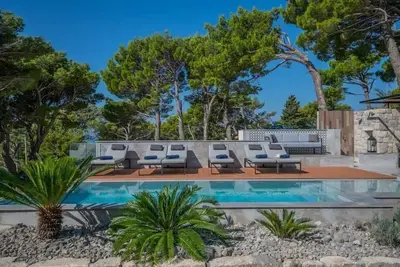 Image de Maison de vacances Makarska pour 1 - 8 personnes avec 3 chambres à coucher - Logement de vacances da