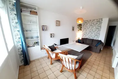 Image de Appartement rez-de-chaussée avec terrasse privé en centre ville de Pont l'abbé
