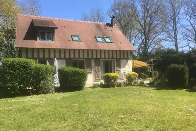 Image de Charmante maison avec cheminée et grande terrasse