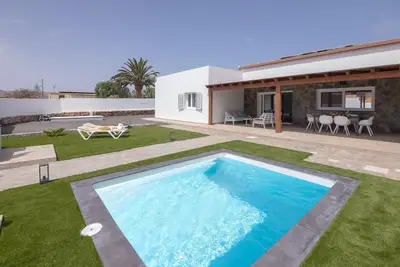 Image de Maison de vacances Villaverde pour 1 - 4 personnes avec 2 chambres à coucher - Maison mitoyenne