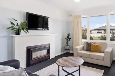 Image de 3 Bedroom House At Ballarat Lake Wendouree