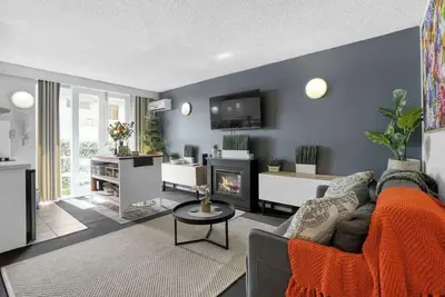 Image de Beach-Side Studio Apt with parking spot