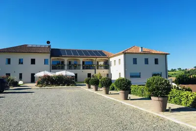 Image de Villa in the heart of Monferrato with private pool surrounded by nature