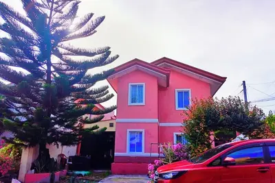 Image de Entire house Staycation in V Transient at Camella homes with WiFi 10 Mins Malls