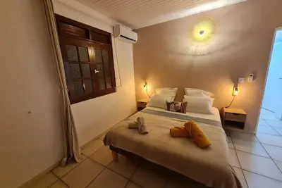 Villa tout confort en Martinique, Jacuzzi, plages à proximité & parking sécurisé