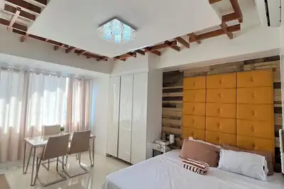 Image de Modern Condo w/ Stunning Views, Ac and WiFi in enchanting Cebu City