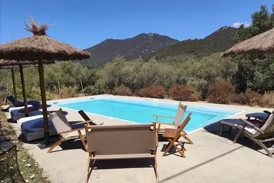 Image de Villa entre mer, rivière et montagne, dans un adorable domaine viticole