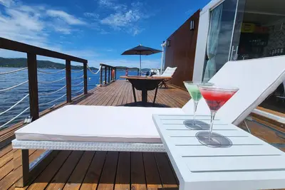 Image de Sky Summer House Boat