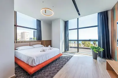 Image de Marina Luxury Suites  104 by Ps