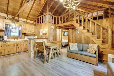 Image de Cozy Lake Cabin #1 w/boatdock