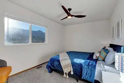 Image de Charming 2-bedroom townhome in enchanting Colorado Springs with Ac, WiFi