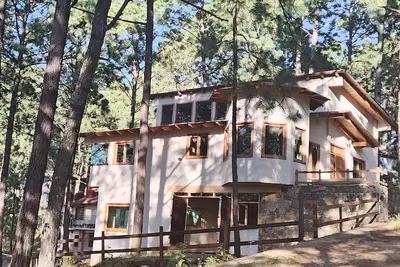 Image de Ana Paula Cabin Mazamitla, Jal. In the forest (2. 5 km from the Municipal Plaza)