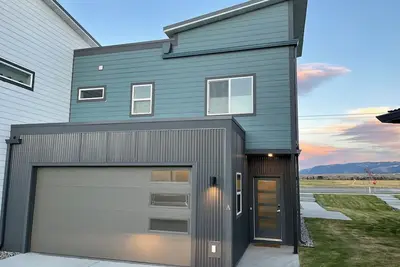 Image de Niko’s Nest - Modern Luxury Condo close to Msu and downtown Bozeman