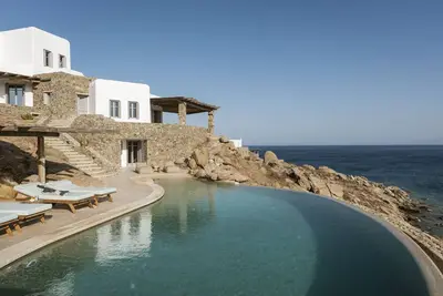 Luxury 5bdr Retreat in Mykonos