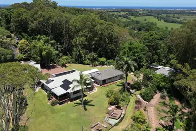 Image de Forest Hill Retreat-Cudgen 10acre Adults Only Farmstay 2 Full Homes sleeps 12