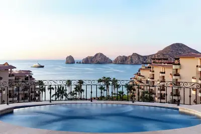 Image de Penthouse Paradise! Rooftop, Land's End views from your hot tub!