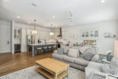 Image de New Listing! Redfish Harbor| Quiet Neighborhood| Community Pool| Fishing docks| Pickleball