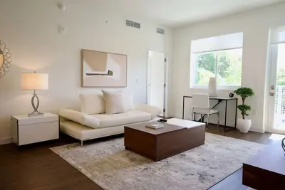 Image de 'Ivory' at Aviara East Pompano
