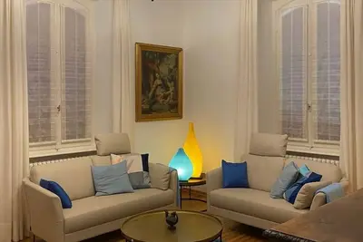 Image de Appartement de style dans un emplacement de choix dans la capitale du Tessin - i