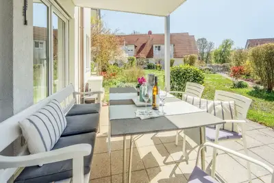 Image de Relax & enjoy: Haubentaucher holiday apartment directly on the lake in Hemmenhof