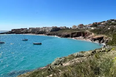 Image de Studio pour 2 avec ascenseur et Wifi, proche de la gare à Sète