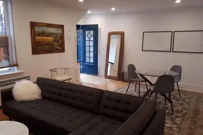 Image de Apt#3: Charming 2-bedrm at the Royale on Cedar with WiFi. 13%hst & 6%Mat incl.