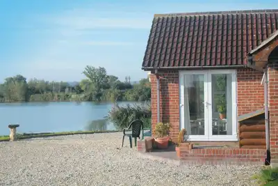 Image de Maison-Standard-Salle de bain privée séparée-Vue sur Lac
