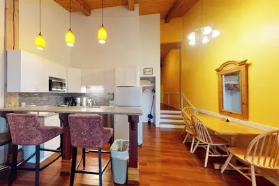 Image de Island Inn - 2 Bedroom & 2 Bath Townhouse - 42g - Dog-friendly - Oak Bluffs, Ma
