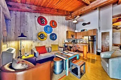 Image de Island Inn - 2 Bedroom & 2 Bath Townhouse - 49g - Oak Bluffs, Ma