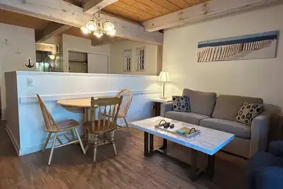 Image de Island Inn - Residential Suite - 35g - Oak Bluffs, Ma