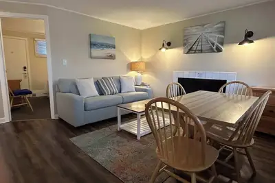 Image de Island Inn - Two Bedroom Suite - 1a - Oak Bluffs, Ma