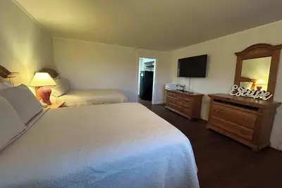 Image de Island Inn - Studio Suite - 3b - Dog-friendly - Oak Bluffs, Ma