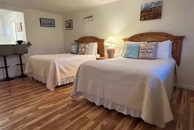 Image de Island Inn - Studio Suite - 4b - Dog-friendly - Oak Bluffs, Ma