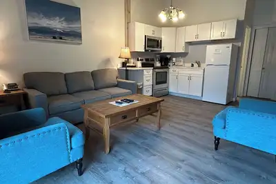 Image de Island Inn - 2 Bedroom & 1. 5 Bath Townhouse - 45g - Oak Bluffs, Ma