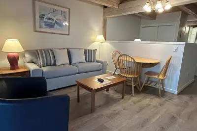 Image de Island Inn - Residential Suite - 37g - Oak Bluffs, Ma
