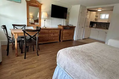 Image de Island Inn - Studio Suite - 18d - Dog-friendly - Oak Bluffs, Ma