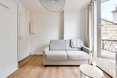 Image de Charmant studio Paris Levallois Perret